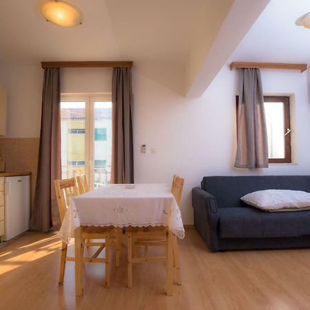 Dagulo Apartment Primosten Luaran gambar
