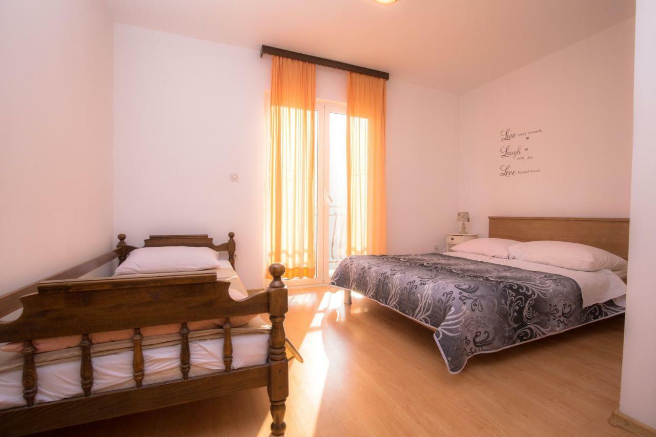 Dagulo Apartment Primosten Luaran gambar