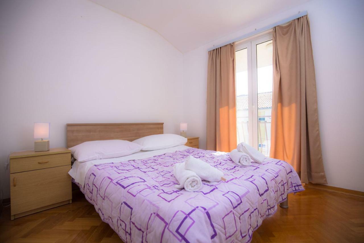 Dagulo Apartment Primosten Luaran gambar